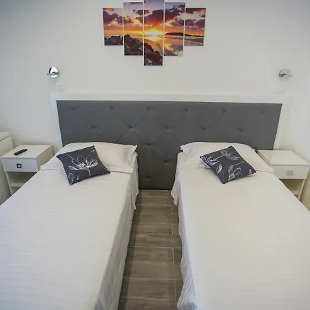 Nirvana Rooms&apartments