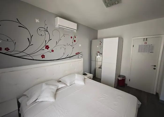 Nirvana Rooms&apartments