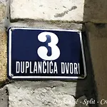 너바나 룸&아파트 게스트하우스 스플리트