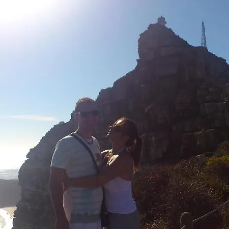 涅盘客房及公寓酒店 招待所 3*