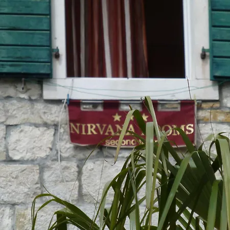 涅盘客房及公寓酒店 3* 斯普利特