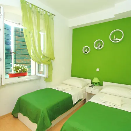 涅盘客房及公寓酒店 斯普利特