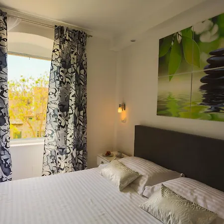 招待所 涅盘客房及公寓酒店