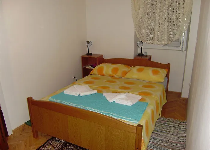 Nirvana & Pensionat 3*